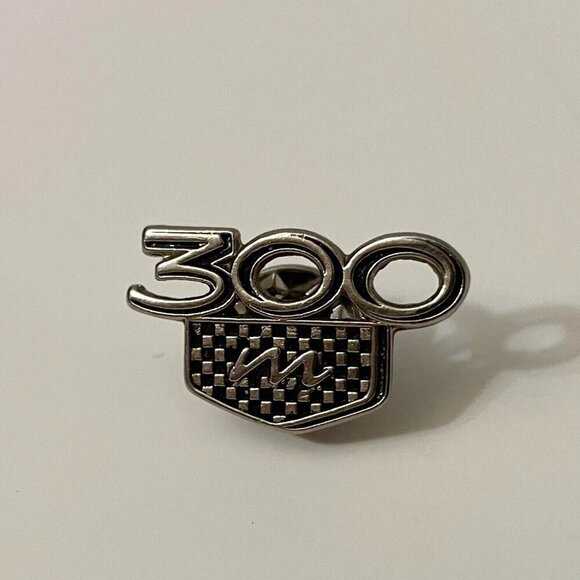 Vintage Chrysler 300 Pin Flaws - Picture 8 of 9